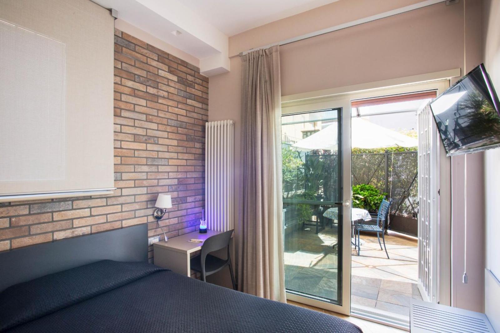 Little Rock Guest House Гаета Екстериор снимка
