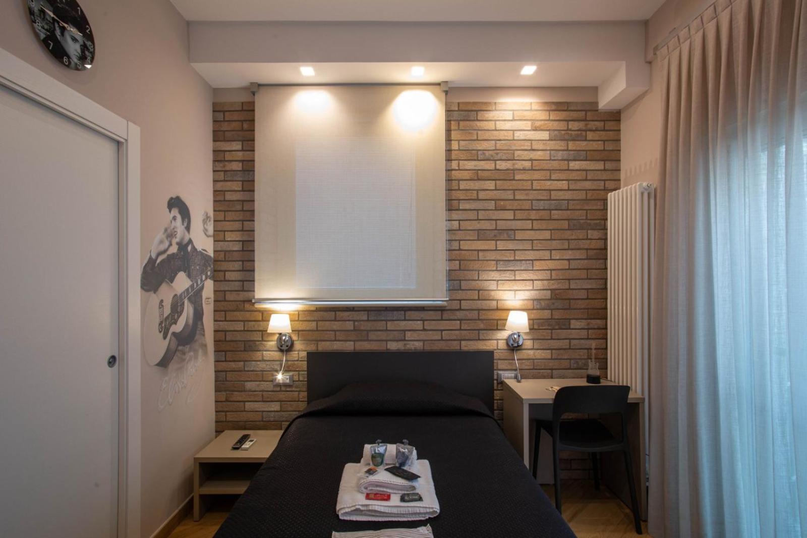 Little Rock Guest House Гаета Екстериор снимка