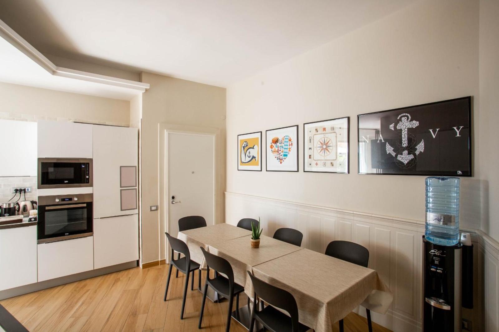 Little Rock Guest House Гаета Екстериор снимка