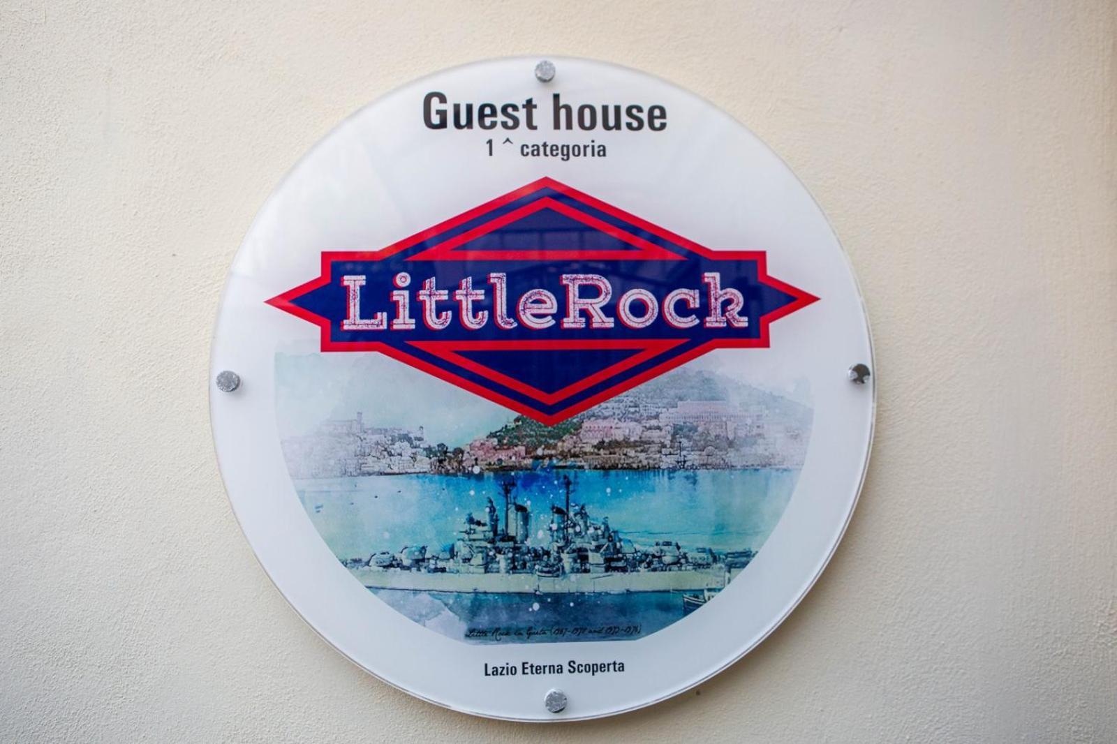 Little Rock Guest House Гаета Екстериор снимка